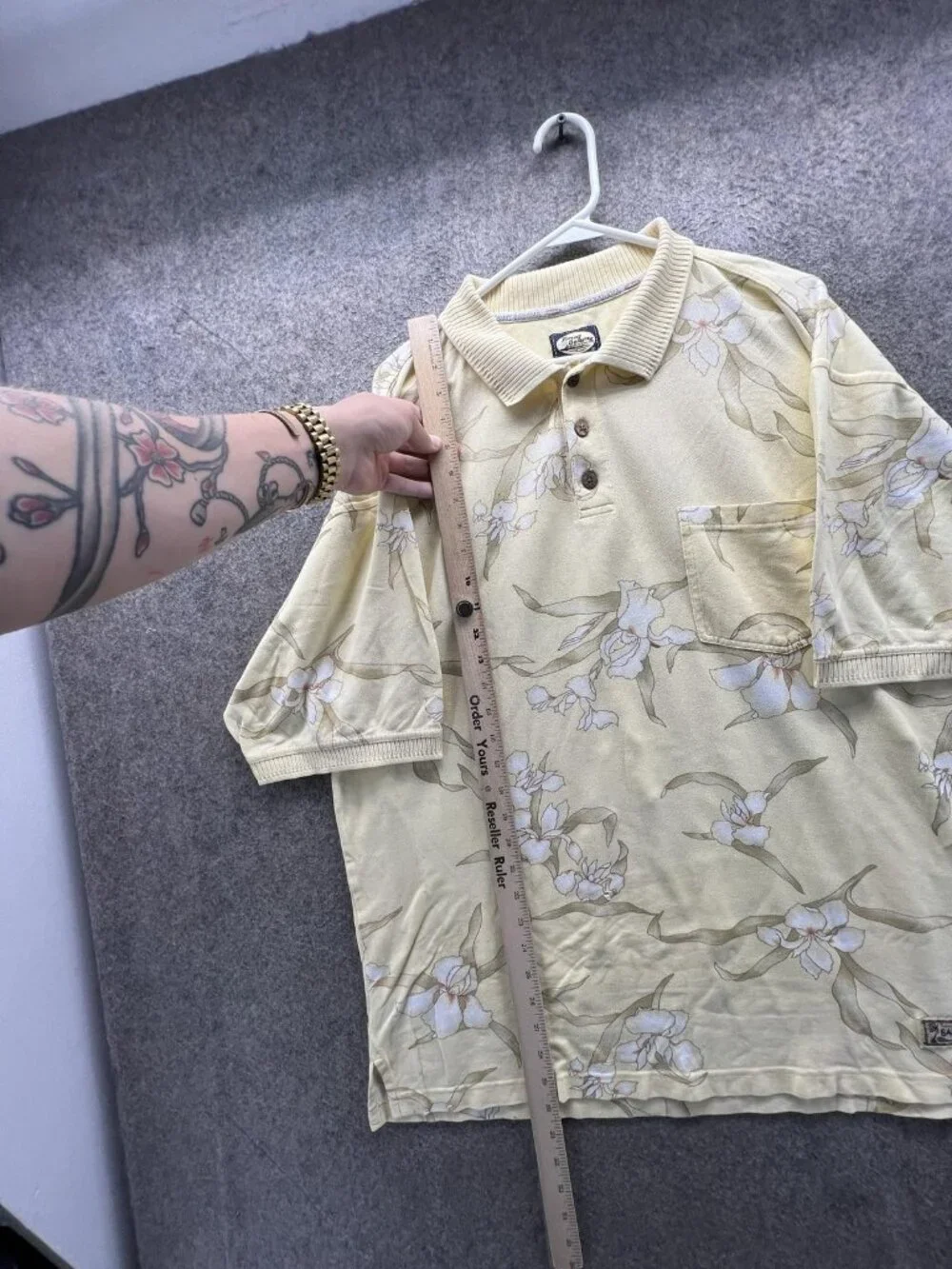Tommy Bahama Polo Shirt Men XL Yellow Floral 100% Cotton Tropical Pocket Casual